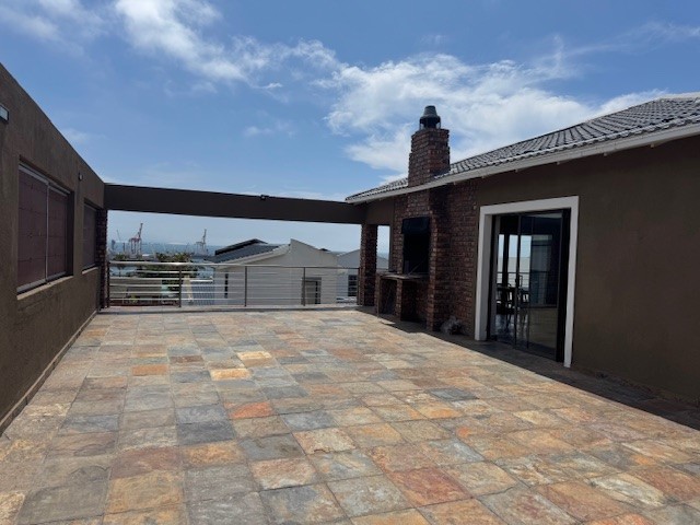 4 Bedroom Property for Sale in Humerail Eastern Cape